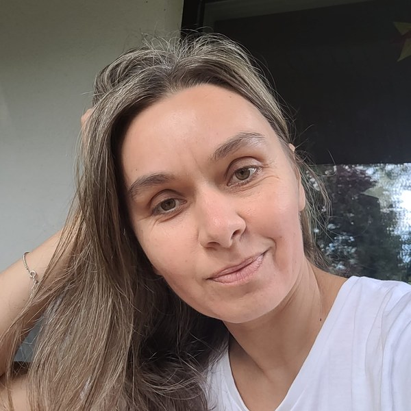 Dina Gudym — zdjęcie portretowe